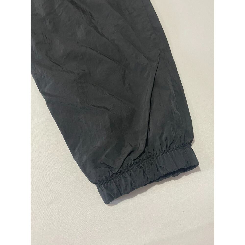 Nike Women’s XL Sportswear Essential Mid-Rise Jogger Pants Black Windbreaker Log - Picture 2 of 10
